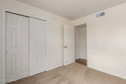 820 W Hawaii Drive, Tucson, AZ 85706 - Photo 15