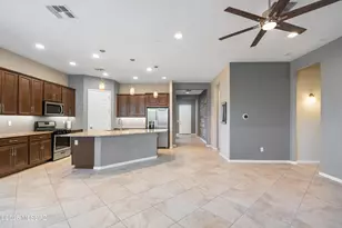 209 E Brookdale Way, Oro Valley, AZ 85755 - Photo 5