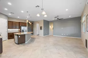 209 E Brookdale Way, Oro Valley, AZ 85755 - Photo 9