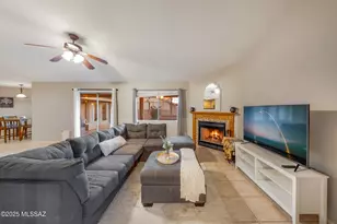 7631 S Laurel Willow Dr, Tucson, AZ 85747 - Photo 15