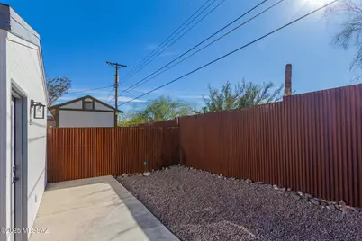 2238 E Grant Road #2, Tucson, AZ 85719 - Photo 23