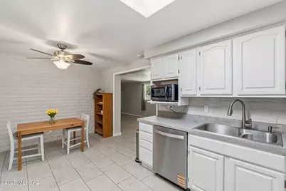 1440 S Perlman Avenue, Tucson, AZ 85710 - Photo 11