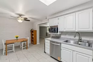 1440 S Perlman Ave, Tucson, AZ 85710 - Photo 11