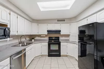 1440 S Perlman Avenue, Tucson, AZ 85710 - Photo 9