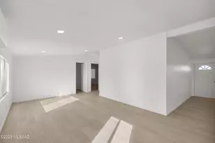 7821 N Sandario Rd, Tucson, AZ 85743 - Photo 11