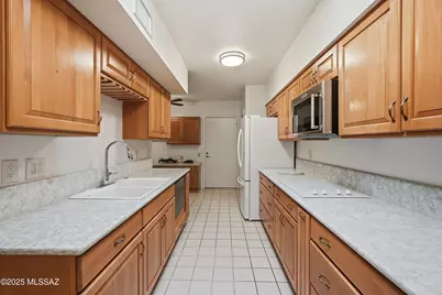 2750 S Calle Morena, Green Valley, AZ 85622 - Photo 11