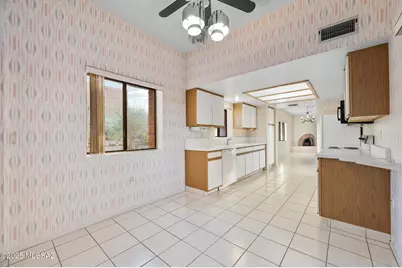 8701 N Coral Ridge Loop, Tucson, AZ 85704 - Photo 15
