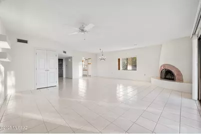 8701 N Coral Ridge Loop, Tucson, AZ 85704 - Photo 9
