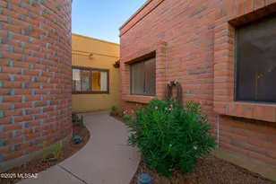 8701 N Coral Ridge Loop, Tucson, AZ 85704 - Photo 5