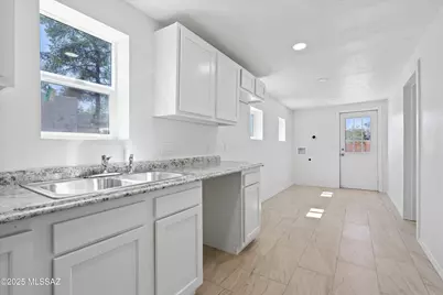 419 E Yavapai Road, Tucson, AZ 85705 - Photo 5