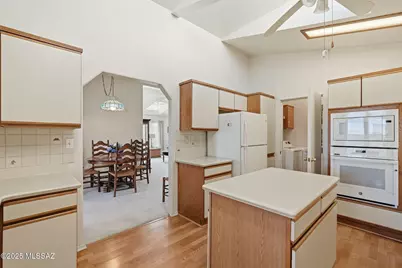 150 W Rosa Drive, Green Valley, AZ 85614 - Photo 7