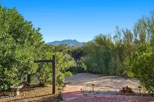 155 W Pinon Dr, Green Valley, AZ 85614 - Photo 27