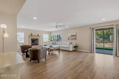 11143 N Divot Drive, Tucson, AZ 85737 - Photo 15