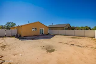 8296 W Redshank Dr, Tucson, AZ 85757 - Photo 23