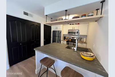 5751 N Kolb Road #33202, Tucson, AZ 85750 - Photo 1