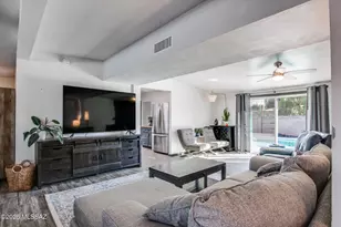 7542 E 38th St, Tucson, AZ 85730 - Photo 5