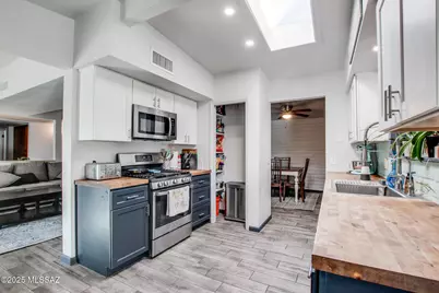 7542 E 38th Street, Tucson, AZ 85730 - Photo 9