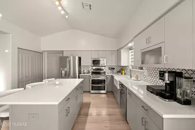 4523 N Little Rock Drive, Tucson, AZ 85750 - Photo 9