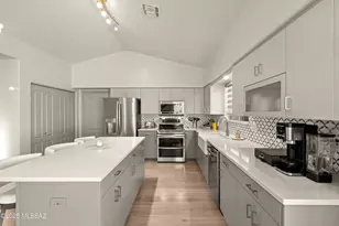 4523 N Little Rock Dr, Tucson, AZ 85750 - Photo 9