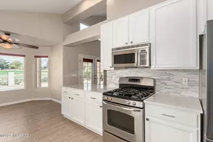 10706 N Sand Canyon Pl, Oro Valley, AZ 85737 - Photo 11