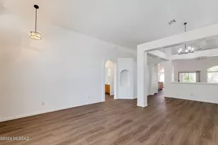 2052 W Arizona Rose Dr, Oro Valley, AZ 85737 - Photo 5