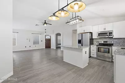 8373 S Egyptian Drive, Tucson, AZ 85747 - Photo 9