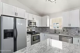 8373 S Egyptian Dr, Tucson, AZ 85747 - Photo 11