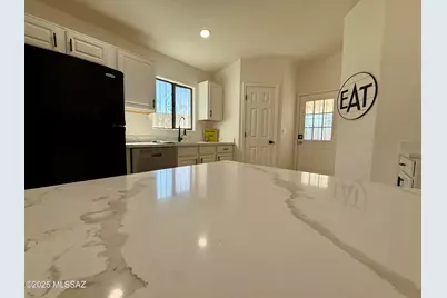 2282 E Sunland Vista, Tucson, AZ 85713 - Photo 5
