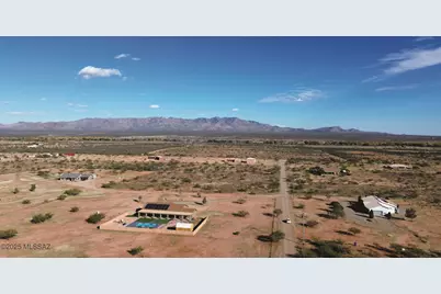 10300 Vista Montanas Road #4, Hereford, AZ 85615 - Photo 7