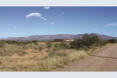 10300 Vista Montanas Road #4, Hereford, AZ 85615 - Photo 3