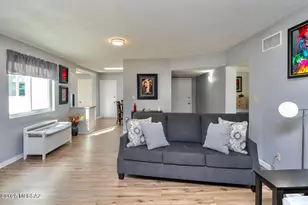 984 E Carmelita Dr, Sierra Vista, AZ 85635 - Photo 3