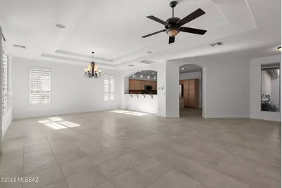 700 N Pebbles Ridge Drive, Green Valley, AZ 85614 - Photo 13