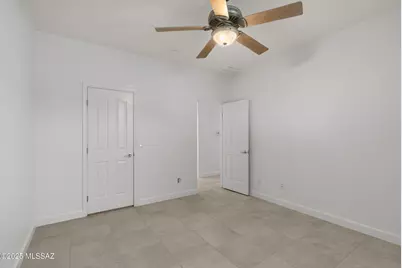 700 N Pebbles Ridge Drive, Green Valley, AZ 85614 - Photo 25