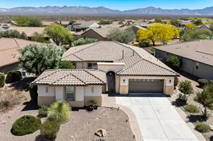 700 N Pebbles Ridge Dr, Green Valley, AZ 85614 - Photo 1