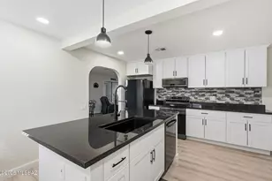 1141 N Paseo Del Cervato, Green Valley, AZ 85614 - Photo 13