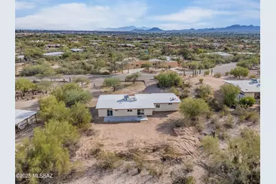 2610 W Medici Drive, Tucson, AZ 85741 - Photo 9