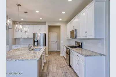 1093 E Silver Ray Drive, Oro Valley, AZ 85737 - Photo 19