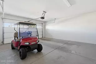 2196 E Thunderchief Dr, Green Valley, AZ 85614 - Photo 29