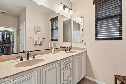 2196 E Thunderchief Drive, Green Valley, AZ 85614 - Photo 23