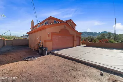 1928 Circulo Mexicali, Rio Rico, AZ 85648 - Photo 45