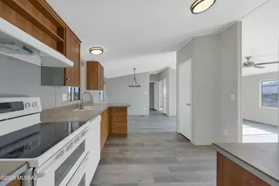 12529 S High Noon Trail, Vail, AZ 85641 - Photo 13