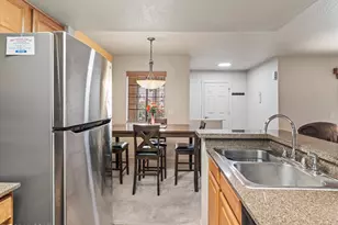 101 S Players Club Dr, Tucson, AZ 85745 - Photo 5