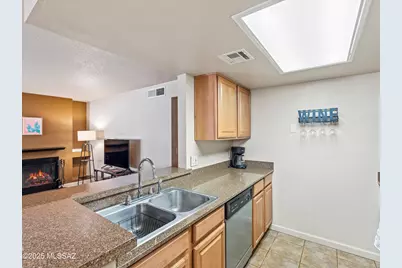 101 S Players Club Drive #15101, Tucson, AZ 85745 - Photo 3