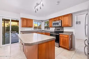 3386 N Apache Plume Ct, Tucson, AZ 85750 - Photo 13