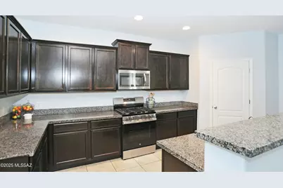 14197 N Stone Pendant Way, Marana, AZ 85658 - Photo 9