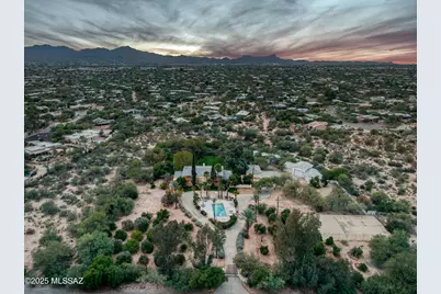 6727 N Pomelo Drive, Tucson, AZ 85704 - Photo 49