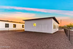 1671 S San Jose Dr, Tucson, AZ 85713 - Photo 29