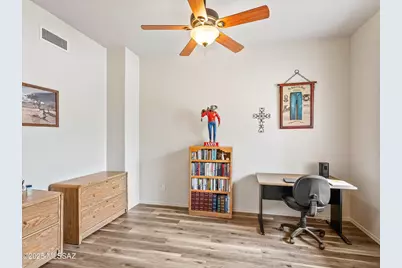 7632 E Park View Drive, Tucson, AZ 85715 - Photo 13