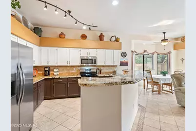 7632 E Park View Drive, Tucson, AZ 85715 - Photo 19