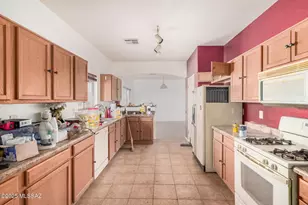 16250 W Feral Rd, Marana, AZ 85653 - Photo 9